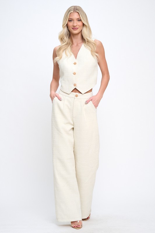 23379600_c723f9c0-02ed-4e86-97b3-ba68b67f482e Set Ivory